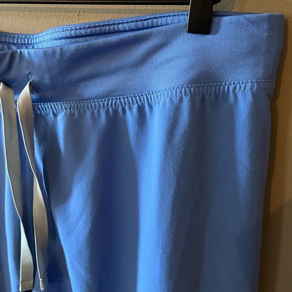 FIGS Blue Straight Leg Scrub Pants - Picture 3 of 6